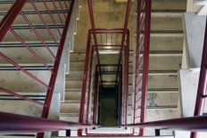 Hofmannstrasse 25: Neugestaltung des Eingangsbereichs - Zugang wird barrierefrei